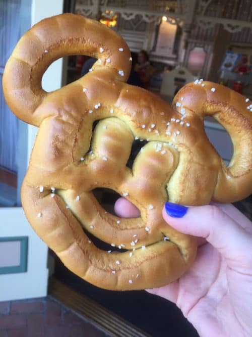 Mickey pretzel