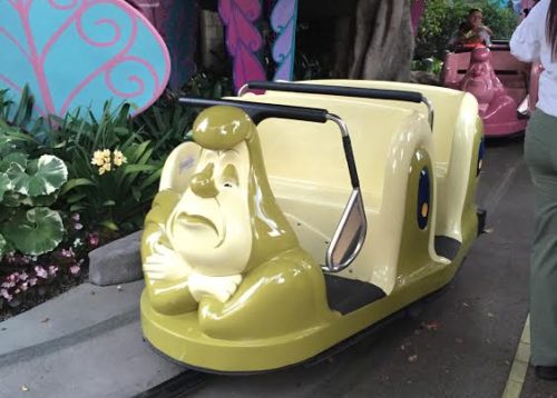 The Complete Disneyland Ride Guide. Alice in Wonderland, © The Happiest Blog on Earth.
