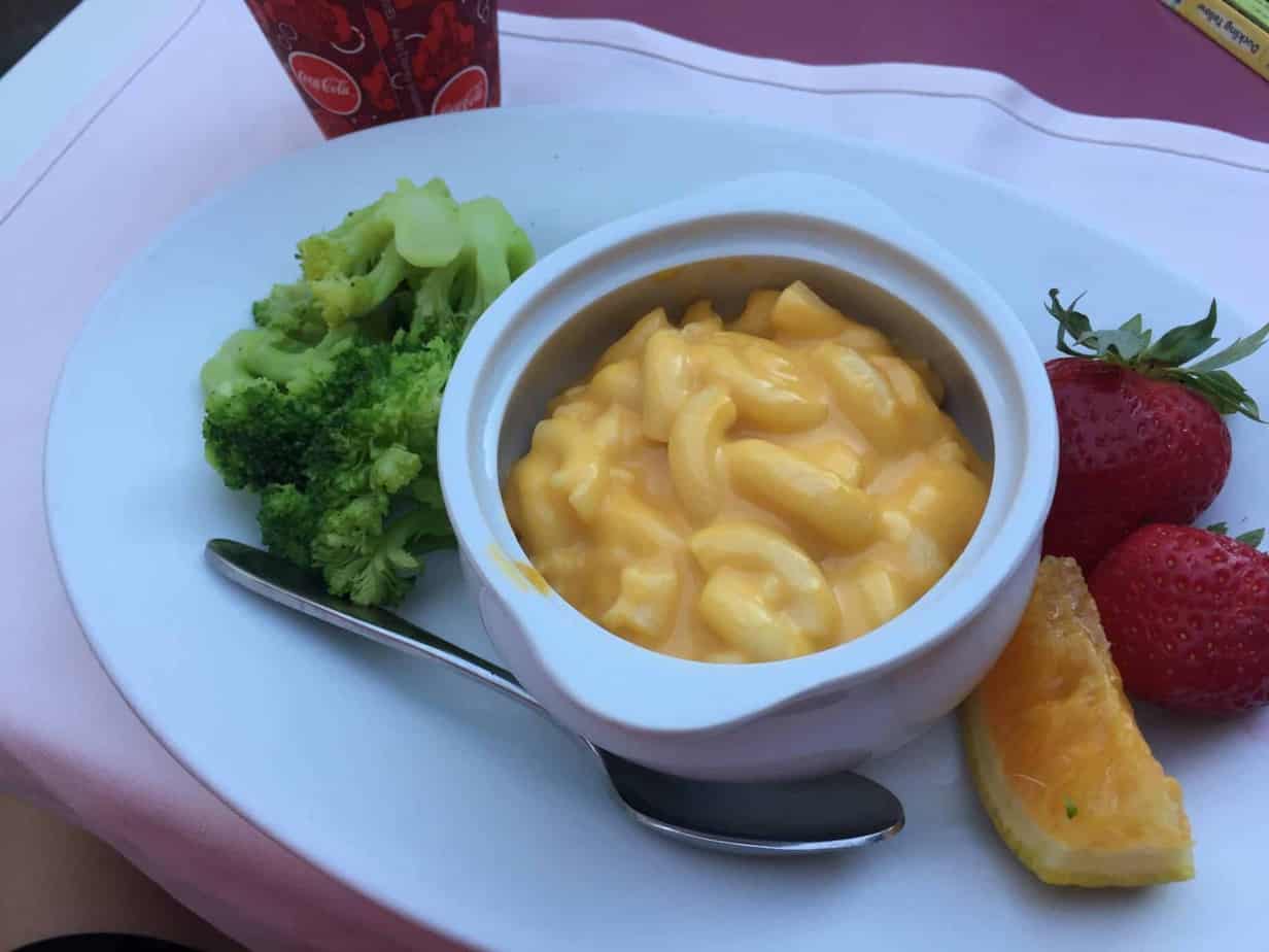 mac and cheese Disneyland