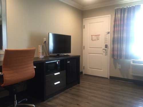 Eden Roc Inn & Suites Anaheim