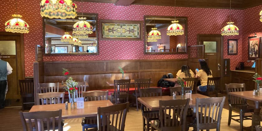 Carnation Cafe Disneyland Dining Review
