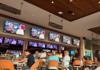 Splitsville Downtown Disney sports bar