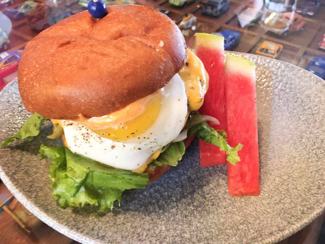 Lamplight Lounge Brunch burger