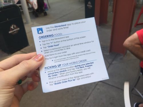 How to mobile order Disneyland