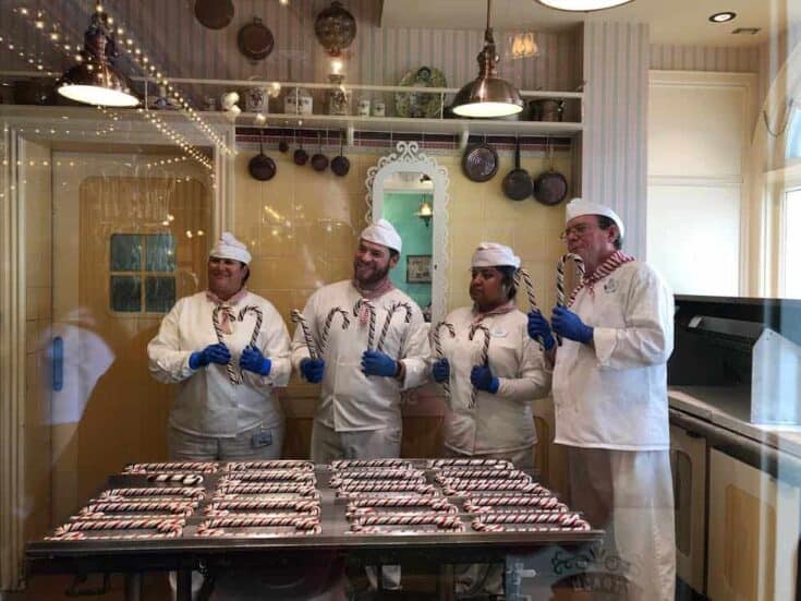 Disneyland Inspired Holiday Churro Guide The Happiest Blog on Earth