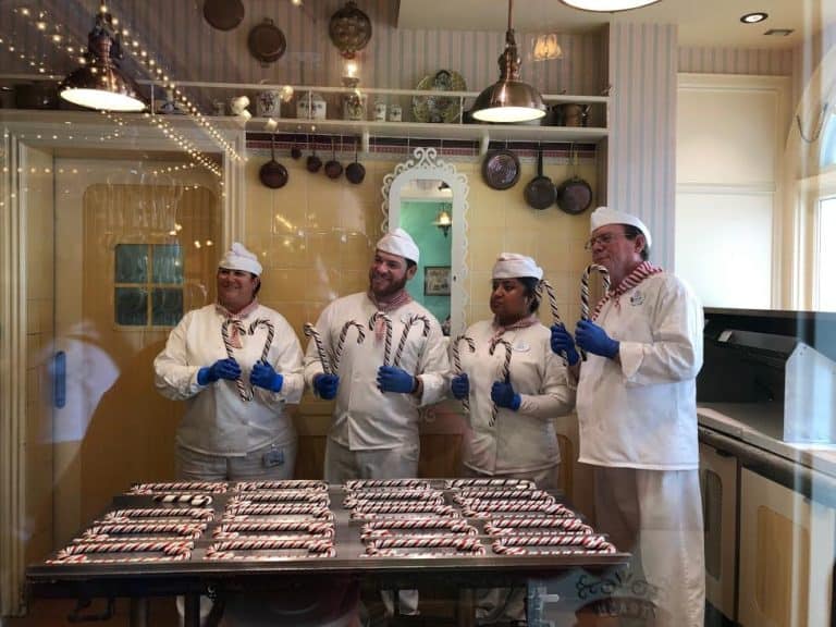 Disneyland Inspired Holiday Churro Guide The Happiest Blog on Earth