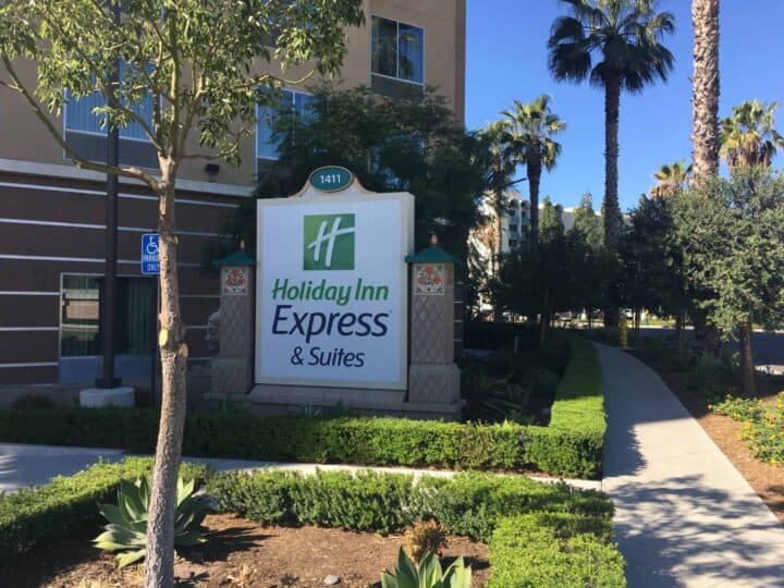 Holiday Inn Express and Suites The Happiest Blog on Earth