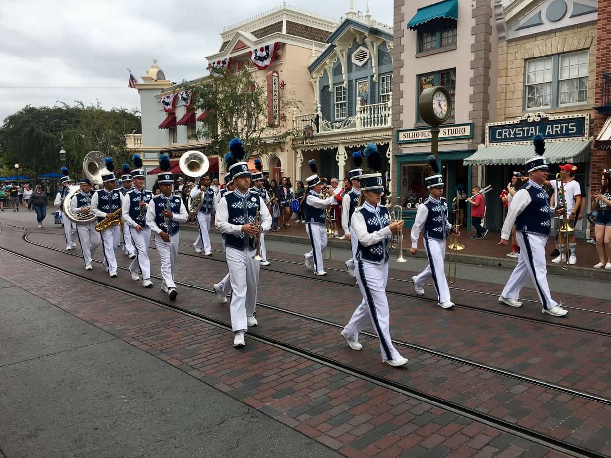 Disneyland Group Travel: Tickets, Hotels & Planning Tips
