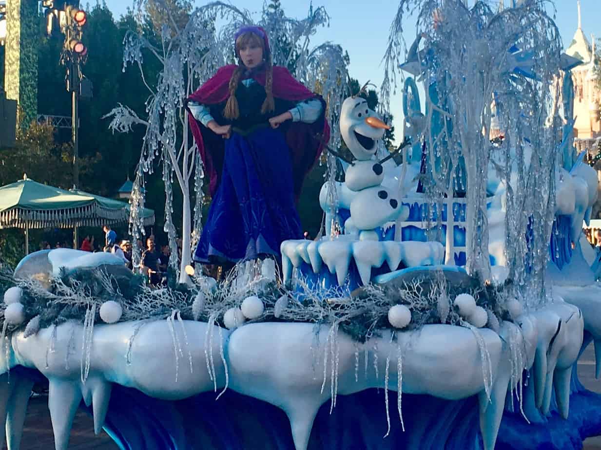 Frozen Disneyland parade
