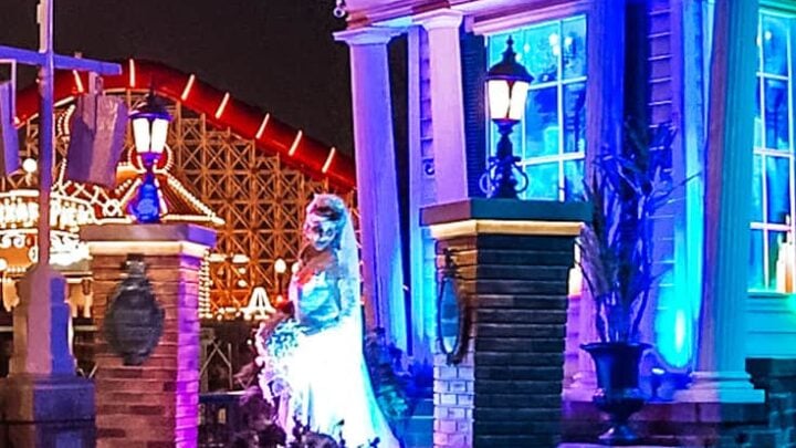 haunted mansion float parade