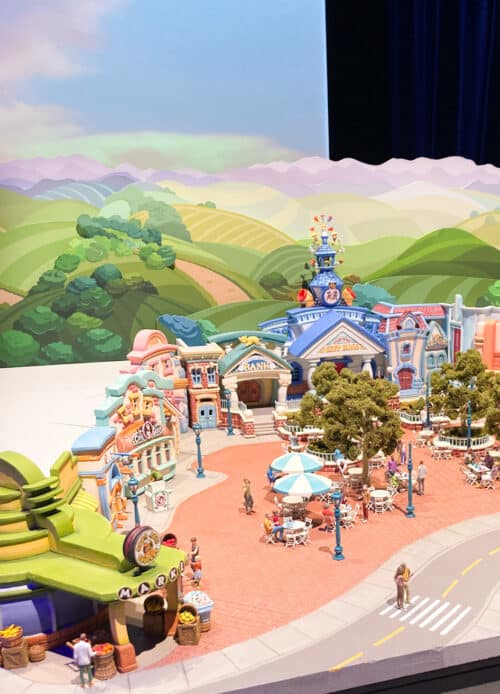 Mickeys Toontown dining first look