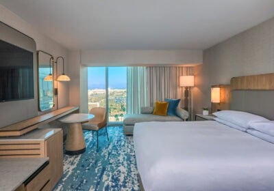 25 10 7 Anaheim Hilton JEPHOTO15240 w1